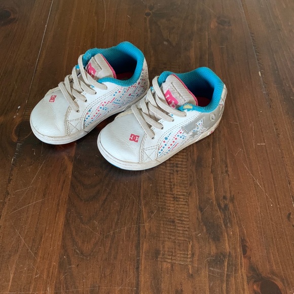 8 pairs of Toddler Girls Footwear Size 5, 6, 6/7 - Picture 3 of 4